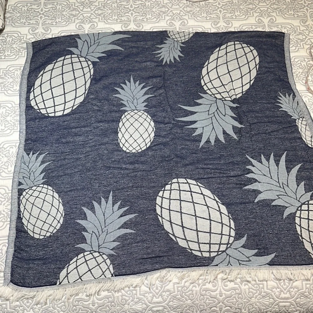 Pineapple Patterned Reversible Cotton Beach Towel